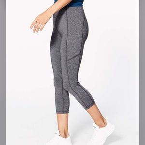 Lululemon crop leggings